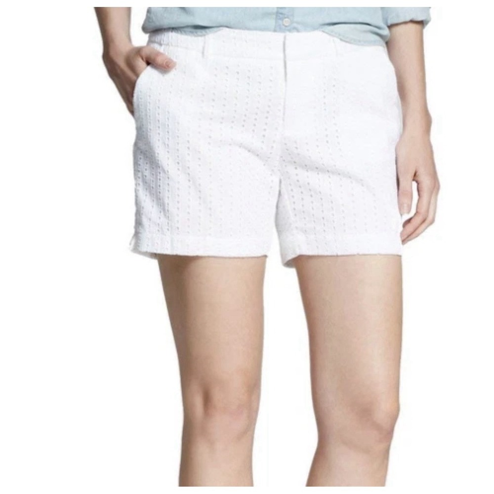 Merona Womens White Eyelet Shorts 6 Cotton 5" Mid Rise Preppy Beach Feminine Sea